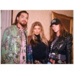 Fergie Instagram - a few more #momsnightout Monday memories 💋💋 #StyledByB Nails: @cndworld H&MU: @ronitshapow Jacket & Pants: @officiallibertine