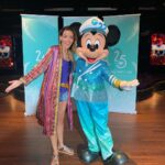 Fernanda Castillo Instagram - Que esta MAGIA no termine nunca! Ver a Liam y a nosotras @anitadelrey @vieyraasoko sorprendernos a cada segundo con este crucero y su maravilloso crew ha sido extraordinario!! Gracias @disneycruiseline #disneycruiseline 🛳️ Pueden ver tooooodo en mis historias!