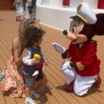 Fernanda Castillo Instagram - Que esta MAGIA no termine nunca! Ver a Liam y a nosotras @anitadelrey @vieyraasoko sorprendernos a cada segundo con este crucero y su maravilloso crew ha sido extraordinario!! Gracias @disneycruiseline #disneycruiseline 🛳️ Pueden ver tooooodo en mis historias!