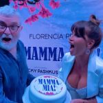 Florencia Peña Instagram - #MammaMía o “Qué torta”?! 😂 Viajamos a #CarlosPaz para presentar oficialmente nuestra llegada a Córdoba con esta comedia musical increíble!!! 🎉🪩 ⭐️ @alejandro.paker @alejandraperlusky @lularosenthal @leobosio @elpurre @malenaratner ⭐️ Gran #ESTRENO: 18 de diciembre 💃🏼 📍@teatroluxorsancorseguros