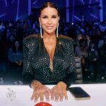 Florencia Peña Instagram - ✨ Bañada en glitter 😜✨ @oculto_bsas @gabriellacapucci St @maggiemellas Make up @nanogmd Pelo @george_hair1 @les_loles Fotos @samuelganembeauty Booker @sebacruzcenteno Telefe