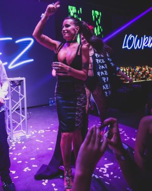 Florencia Peña Instagram - @djgastoncollica la rompiste toda 🎧 La música siempre es el alma de toda fiesta 🪩🎉 Y acá no podía ser menos!!! Nos bailamos la vida con @juanoterook! Y hasta @totooteroo se prendió a la joda 😜

📍 @rut.haus
🙌🏻 @eventosplanv