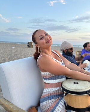 Francia Raísa Instagram - A weekend full of pure joy 💛