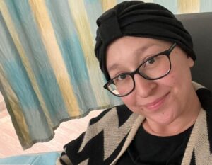 Francia Raísa Instagram - Hi Instagram family. We’re getting personal today. I unfortunately now understand the battle of seeing a loved one fight cancer. Five years ago, a few months shy of our 30th birthday I learned that one of my best friends was diagnosed with stage one breast cancer. We have been friends since we were 14 and 30 was an age we were all looking forward to. She did what she had to do when she was diagnosed and sadly the cancer came back yet again in 2020. She beat it, had a double mastectomy, and quit her job of 10 years as a math teacher (at the same high school we all met at) to follow her dream and teach in France. What better plan for someone who was given a second chance at life. A month before she was supposed to leave we learned that the cancer came back with a vengeance and spread to other parts of her body. She had to relinquish the offer in France and unfortunately her teaching position had already been filled . Now she is stuck with all of these medical bills having to pay for insurance out of pocket, which we know can be expensive. @gmonico (our other best friend that completes the trio) and I are asking for help with expenses and to get her back on her feet while she develops the energy to go back out there and find work. Anything helps. Thank you for taking the time to read this and if you can donate anything, from the bottoms of my heart. Thank you! Link in bio to her gofundme #fuckcancer