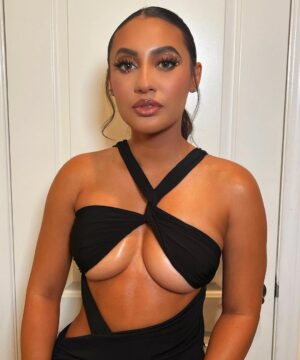 Francia Raísa Instagram - Hello 34! 🖤
.
.
#happybirthdaytome 🥳