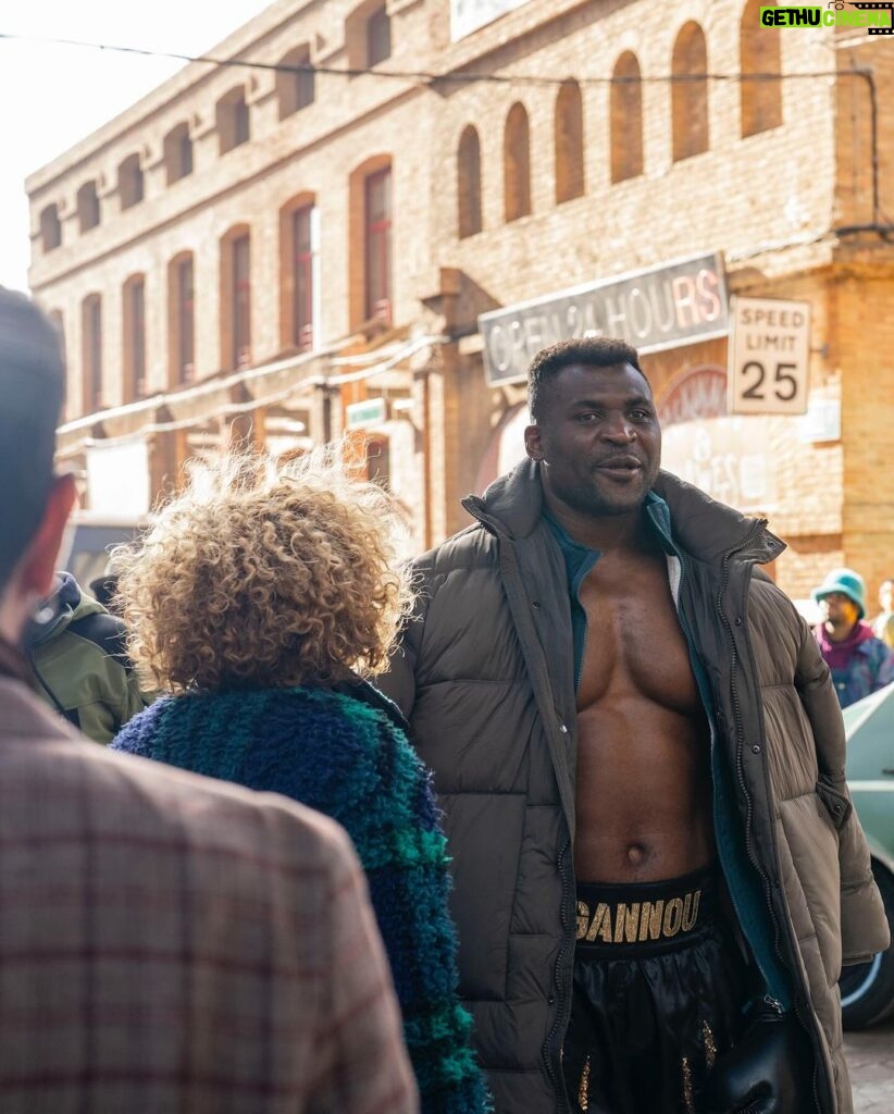 Francis Ngannou Instagram - The fun is just getting started 🎥 🎬 see you all in London ☝🏿#JoshuaNgannou Barcelona, Spain