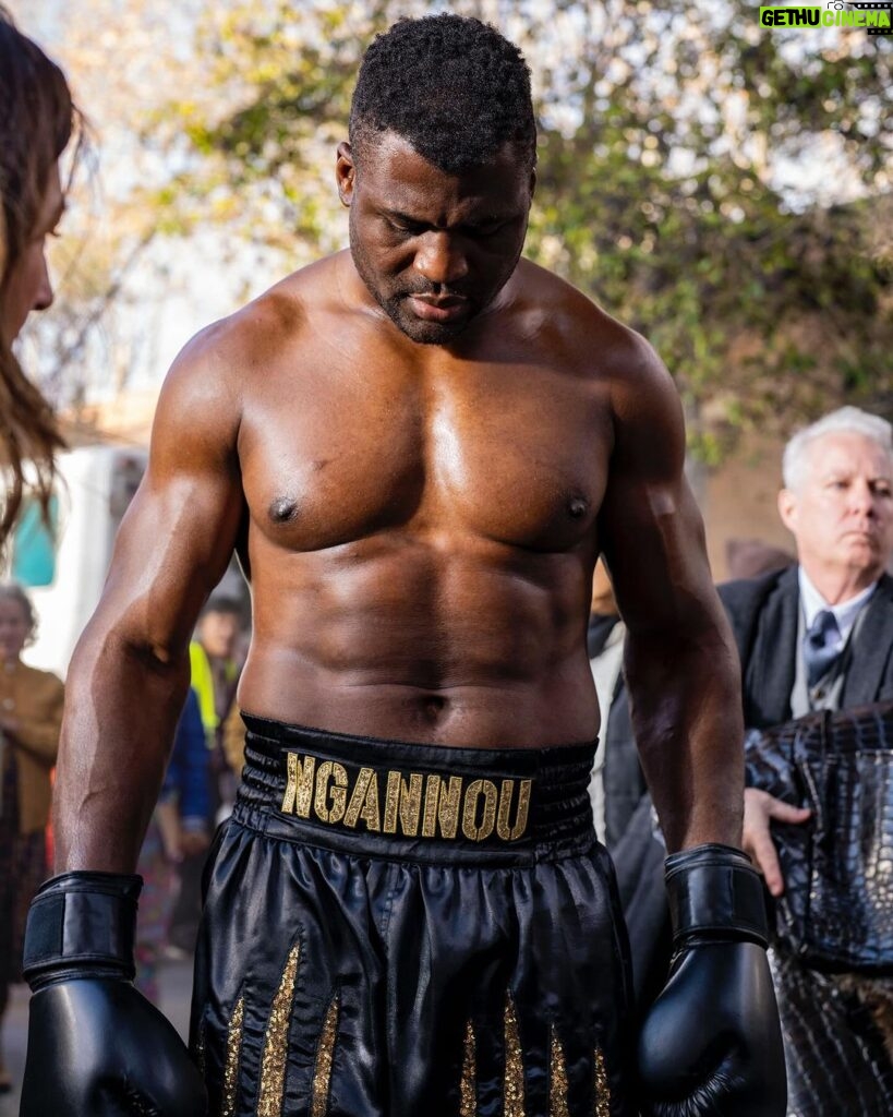 Francis Ngannou Instagram - The fun is just getting started 🎥 🎬 see you all in London ☝🏿#JoshuaNgannou Barcelona, Spain