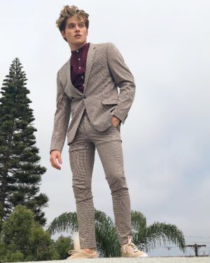 Froy Gutierrez Instagram - even trash can clean up sometimes! ➖🦉➖