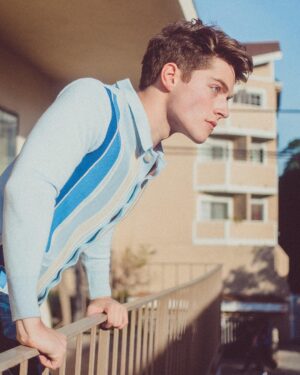 Froy Gutierrez Instagram - both my shoes untied. it’s just the sun in your eyes ➖☀️➖