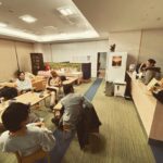 Fujii Kaze Instagram - 人生お疲れさまです。気が付いたらデビューして３年になってました。マネージャーは48になってました。何を良いことをして、こんなに恵まれてるのだろうと思います。たくさんの愛をほんといつもありがとうございます。おれも出来る範囲で送り続けます。 でも、お互い休める時にしっかり休もうね。_(:3」∠)_♡ my 3rd anniversary as an artist made me think a lot about my blessings. i’d love to thank you so much for ur love always, i’m literally feeling them in many ways. 📱i’ll keep sending mine too to you as far as I could. ♡ but don’t forget to take a good rest and break whenever you need to. _(:3」∠)_ 🪷 You’re doing really good in your life. let me hug you. 🫂 サンドーム福井