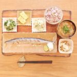 Fumino Kimura Instagram - *** 今日のごはんでした。 さんま しろ菜のごま和え だし巻きたまご 竹輪ときゅうりのからしマヨ和え ネギだく納豆 白菜としめじのおみそ汁 雑穀米ごはん 遅くなってしまったけど 今日からジャンピングロゴTシャツ 発送が始まっています！！ 私もうほぼ毎日着てるから みんなとおソロで幸せ👕✨ また明日ね、おやふみ🍀