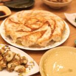 Fumino Kimura Instagram - *** お久しぶりになっていました！ あまり食材餃子 ちくわと納豆の磯辺焼き ほうれん草のおひたし ラフテー(写ってない) 豆もやしのピリ辛ナムル(写ってない) ナスとワカメのおみそ汁(全然写ってない) 最近は冷蔵庫整理のため 居酒屋スタイルをとっていて パッとした写真が撮れずでした。 昼間はキレイに撮れるけど 日が暮れてからの室内でのごはん写真 どのカメラ設定がベストかまだ模索中です。 #今日のごんはん
