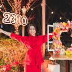 Fumino Kimura Instagram - *** 2023年も終わりますね！ 今年一番のイベントだった カレンダーお渡し会が 無事に皆さんに喜んでいただけて ほんとーーーにホッとしました。 こうやって会いに来てくれたり 陰ながらだったり 昔のよしみで気にはしてくれたり コメントやお手紙だったり いつもどんな時も あらゆる形で支えて頂いて そのお陰様で1年駆け抜けてこられました。 お帰りって言ってくれて 作品楽しみにしてくれるから 私の居場所があるんだなって 強く感じた愛溢れる2023年でした。 トップにお渡し会ダイジェストのURL貼っておくので 行けなかったよ〜って方覗いてみてください🎥✨ 雰囲気だけでも楽しんで貰えると思います♡ 📷撮影 #瀬浪歌央 @cfoef8256 #関一也 @10kazuya10 💄ヘアメイク #石邑麻由 @mayu_ishimura 👗スタイリスト #岡本純子 さん 🐰special thanks 2310チーム #フジライフサポート のみなさん https://fls-s.net/sns/ 来年の目標はなにかなぁ マンボウ、トド、ラッコに会いたい まず海に戻りたいなぁ🐡🦭🦦 あとは2024年は私が 『アダン』という作品でデビューしてから 20周年だそうで… そうで… ファンミーティング… 私出来ること本当にないんだけど なんとかかんとか 最初から最後まで楽しんで貰える 試行錯誤…できるかなぁ あ、でも2023年で一番感じたのは 独りじゃない、仲間がいるってこと。 楽しみにしてくれるみんながいてくれること。 なんか頑張れる気がしてきた！ ちゃんと覚悟決まったらお知らせしますね🚩 よし、それではさよなら2023年！ みなさんも良いお年をお迎え下さい😁✨