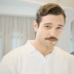 Furkan Andıç Instagram - Erkeklere özel dökülme karşıtı saç bakımı Yeni Kérastase Genesis Homme ile daha güçlü saçlar! #SaçDökülmesindenKorkma @kerastase_official #işbirliği