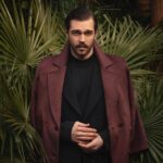 Furkan Andıç Instagram - “Bordo” Fotoğraf: @fethikaraduman Styling: @@melisaacomert Saç: @ramazan_batak @garagehairrepairstudio