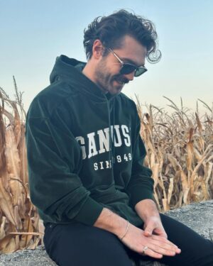 Furkan Andıç Instagram - Green and 🍊

@gant