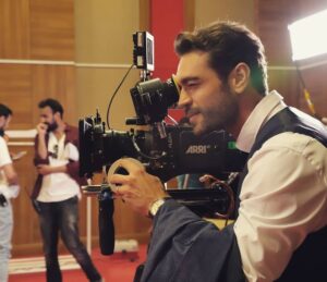 Furkan Andıç Instagram - "B" kamera bende, hazır! Son 1 saat... @catikatiask