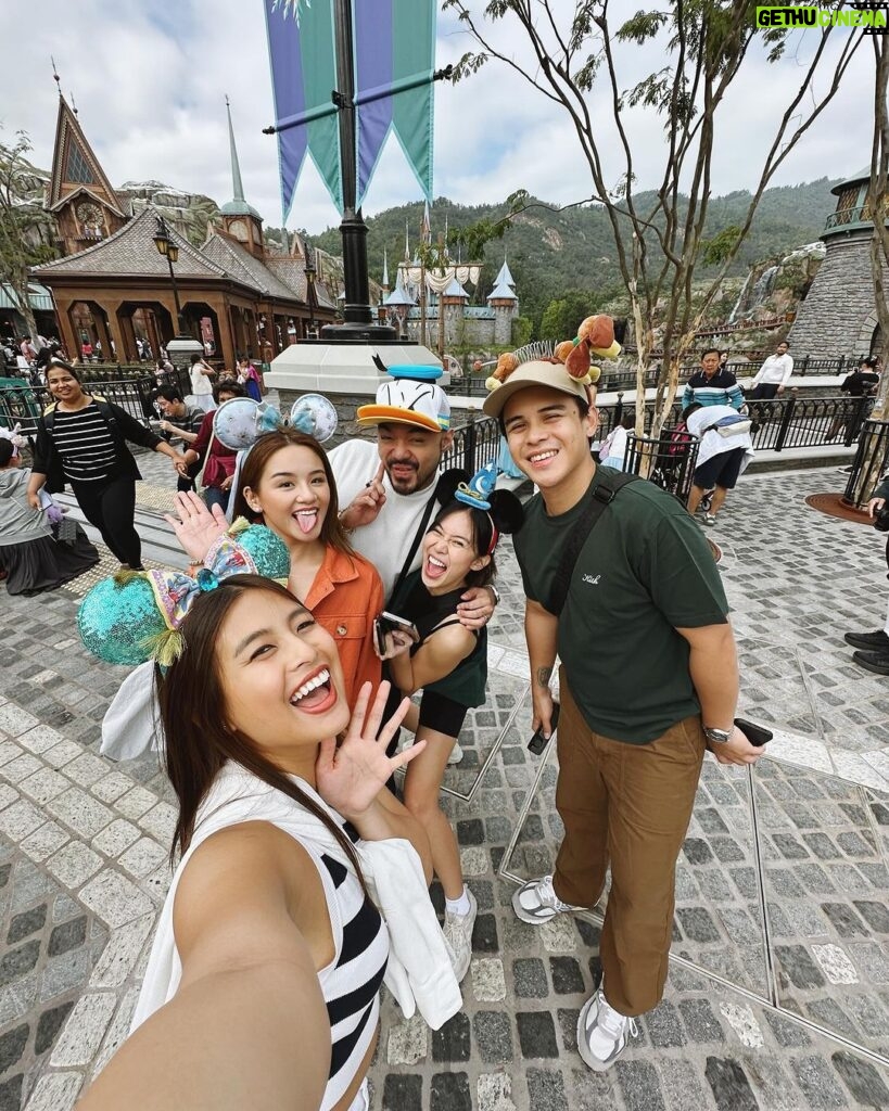 Gabbi Garcia Instagram - just a quick, unplanned, weekend disney trip on my birthday 🥹❤️ nothing beats the magic of disney. feels soooo good to be a kid again!! even just for a day 🫶🏽 Hong Kong Disneyland 香港迪士尼