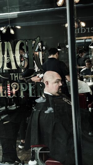 Gabriel Iglesias Instagram - Turkish barbers, don’t play. I got a cut, shave, 🔥👂🏽 and a Turkish coffee. I’m ready for tonight 🇬🇧