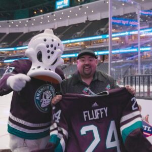 Gabriel Iglesias Instagram - Comedian @fluffyguy is in the house! Don’t miss him as he will be bringing the laughs on April 19th here at Honda Center for his Don’t Worry Be Fluffy Tour. You can get tickets for his show at the link in bio.