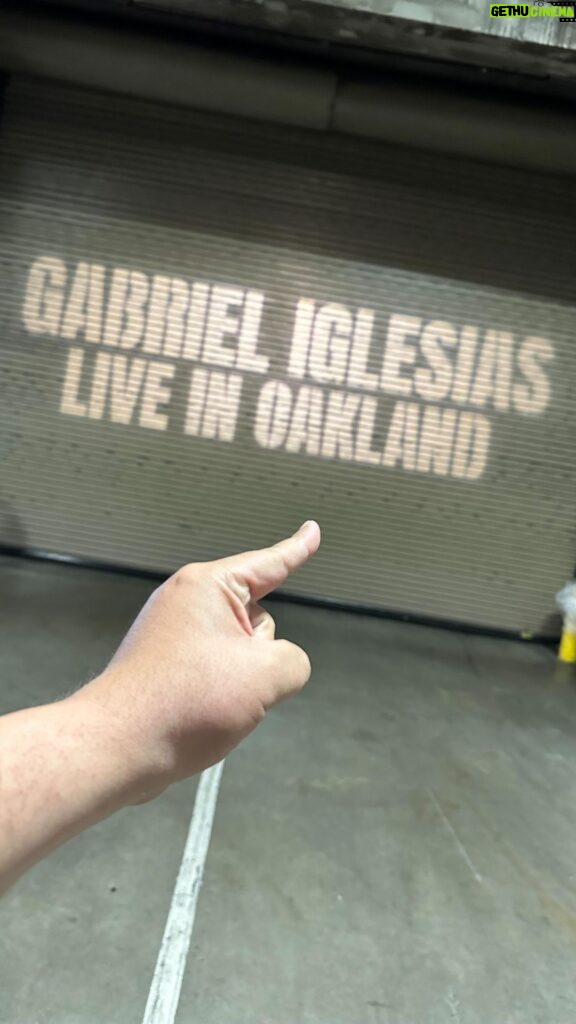 Gabriel Iglesias Instagram - Just another night of making thousands of awesome people laugh 🤗 Thank u Oakland