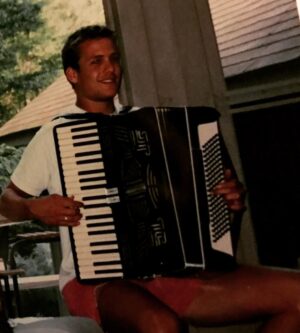 Gabriel Macht Instagram - Guess you didn’t know I play a mean accordion. #fbf #onlyplayniceaccordians #andnotsowell