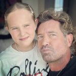 Gabriel Soto Instagram - Hoy ya el número de tu cumple tiene 2 cifras hija. Eres la niña más noble, alegre, carismática y tierna 😊😊😊. Te amo más de lo te puedas imaginar y al igual que tu hermana siempre estaré ahí contigo a tu lado para guiarte, protegerte, amarte y verte sonreír ❤️❤️❤️Feliz cumpleaños mi chiquitina hermosa 🎉🎉🎉🎉❤️❤️❤️❤️ #amosertupapa #mylittlebabygirl