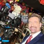 Gabriel Soto Instagram - Agradecido y bendecido 🙏🏼💫😘 #work #trabajo #undiamas #soblessed @televisa @univision @rosyocampooficial @vencermx