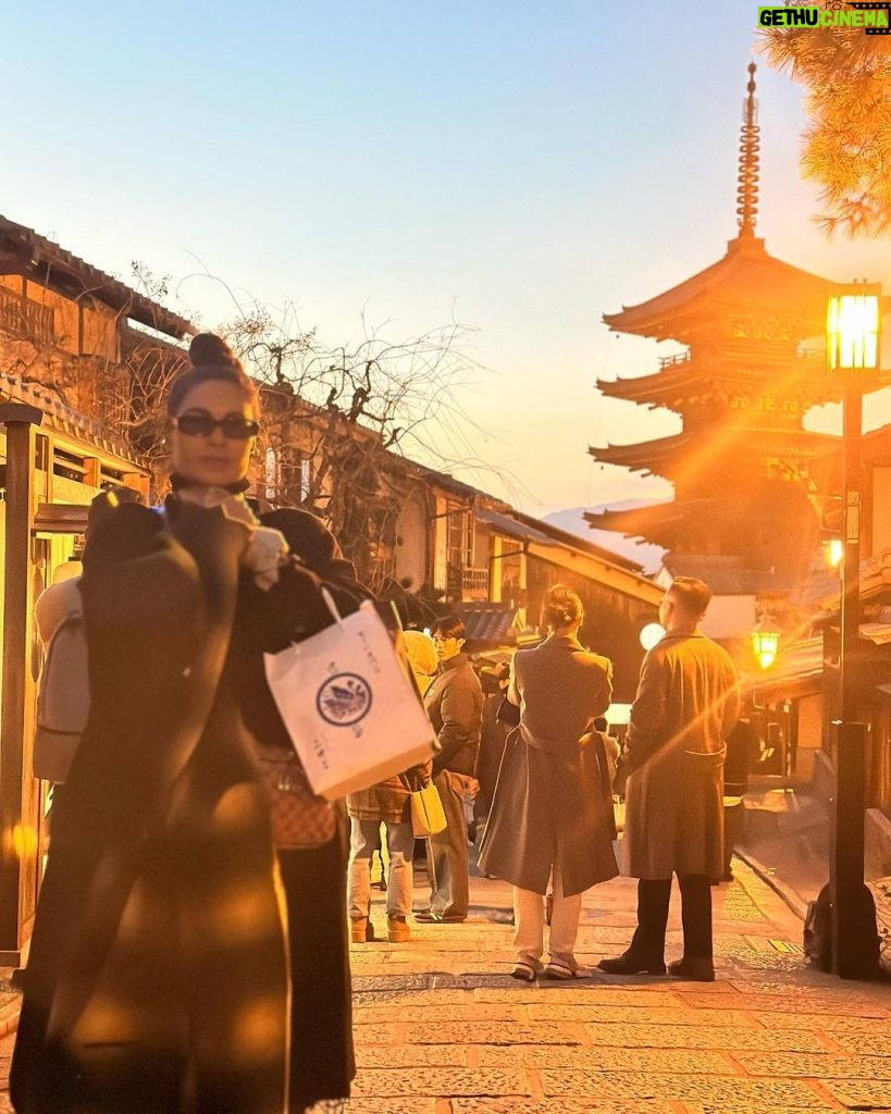 Galilea Montijo Instagram - 😍 #higashiyama #kioto #japon Higashiyama-ku, Kyoto