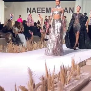 Gamila Awad Instagram - Had a pleasure attending @naeemkhannyc show for the second time. First time was during New York Fashion Week in 2019 that time in my very own home and on Om Kolthoum’s melodies made a huge addition to choose the original to compliment his originality and modernism 💘
Congratulations to my friend @amrmansi to yet another success and raising the bar keep the challenge on! 

Wearing @naeemkhannyc 
Jewelry @dimajewellery 
Makeup @rehamkhalifaa 
Styled by @mohamedashraff 
Hair by @shehabb.adel 
Photography tags on photos