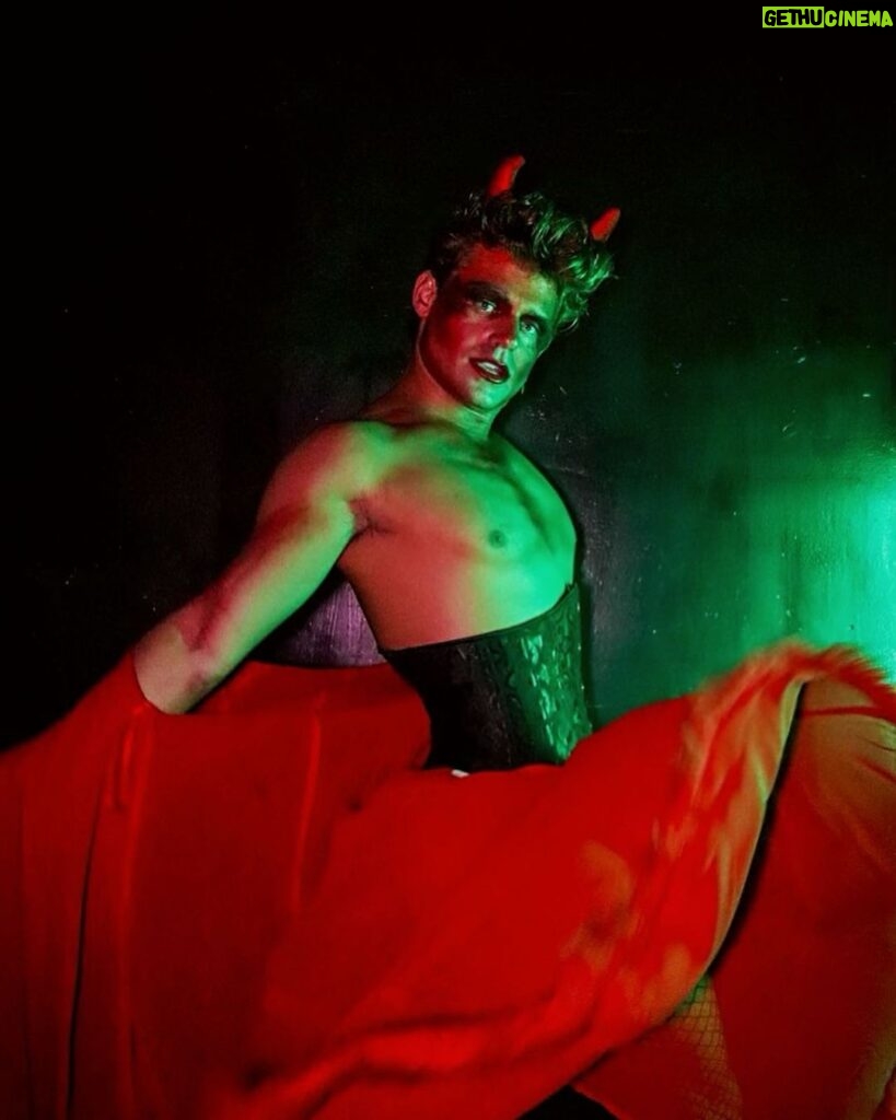 Garrett Clayton Instagram - Let them eat cake 🍰 😈 Last night, getting to be The Devil in the @exorcistic_musical was a damn BLAST. Always grateful to work with my @cherrypoppinsla family. I love you and cheers to the start of an amazing run! See you again on closing night of the run 😜♥️ Shout out to @mybrytography for these epic character photos