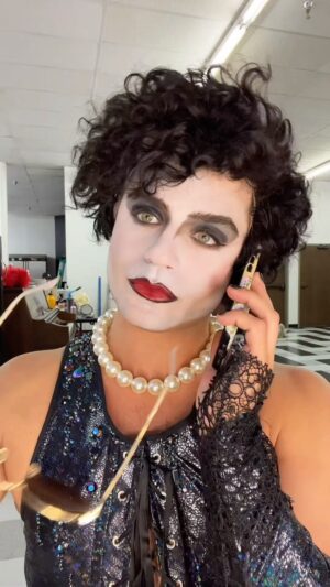 Garrett Clayton Instagram - My campy villain era 👄💄