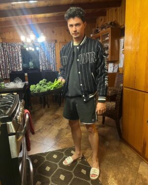 Gavin Leatherwood Instagram - I’ve been kidnapped… don’t send help 🏜️🌵🧙🏼‍♂️