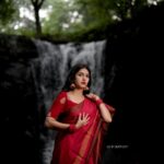 Gayathri Suresh Instagram - Courage, Love and Wisdom🔥 PC : @i_abs_ Styling : @gayathri_r_suresh Vattayi