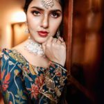Gayathri Suresh Instagram - •PALLAVI•✨ SHOOT - @storiesofajay MUA - @makeover_by _sruthivipin_ COSTUME - @studio.alamara ORNAMENTS - @golden_cup_fashion_jewellery