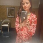 Gehana Vasisth Instagram – Cute to bohot Hu Mai ….#trending #viral #instagram #love #explorepage #explore #instagood #fashion #follow #tiktok #like #likeforlikes #followforfollowback #photography #india #trend #instadaily #memes #music #style #trendingnow #reels #foryou #likes #photooftheday #model #beautiful #bollywood #bhfyp #insta