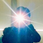 Gen Hoshino Instagram - 新曲「喜劇」ウィークリーランキング1位でした。めちゃくちゃ嬉しいです。ありがとう。これからもぐんぐん好きなだけ聴いてくださいね。