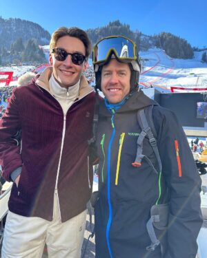 George Russell Instagram - In the land of the Wolffs🐺🇦🇹
Such a cool experience attending Kitzbühel Downhill for the first time. Awesome weekend learning more about such a challenging sport and even bumped into a familiar face too⛷️ 🙌