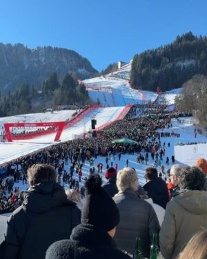 George Russell Instagram - In the land of the Wolffs🐺🇦🇹
Such a cool experience attending Kitzbühel Downhill for the first time. Awesome weekend learning more about such a challenging sport and even bumped into a familiar face too⛷️ 🙌