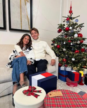 George Russell Instagram - Happy Holidays from us ❤️🎄
