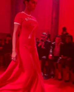 Georgina Rodríguez Instagram - Another dream come true ❤️ 🇫🇷Thank you @vetements_official @gvasalia Paris,France