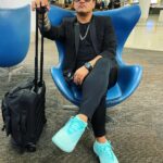 Gerly Hassam Instagram - Azul o rojo? San Francisco International Airport (SFO)
