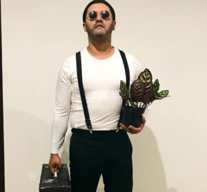 Gerly Hassam Instagram - En esta casa disfrazarse es más que una tradición, una forma de vida. 😝😝😝
Y el de esta noche no decepcionará. 😍😍 #halloween