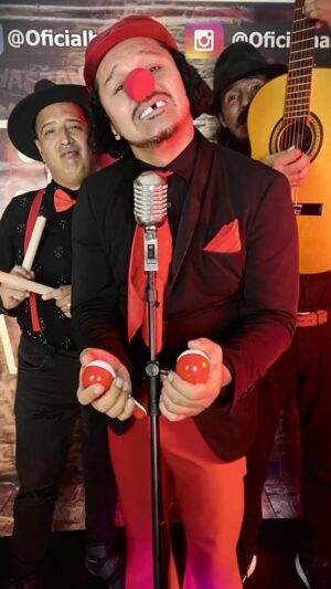 Gerly Hassam Instagram - Feliz día de San Valentín.
🤭 dedícala ❤️‍🔥❤️‍🔥❤️‍🔥❤️‍🔥
Trío Los Planchos. 
Contrataciones, serenatas al inbox.
Pdta. Si no sabe cuál es la de Bladimir pregúnteme por interno. 😜 
@humorchayannealirio @alinchimbila 
Nos vemos hoy 8 pm en @casaeborrero