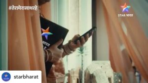 Giaa Manek Instagram - Posted @withregram • @starbharat तो इस अंदाज़ में लौट रही है भारत की वही  फ़ेवरेट सास-बहू जोड़ी, लेकर कहानी नई। 
कैसी लगी आपको इस जोड़ी की झलक, बताइए हमें कॉमेंट्स में।
#TeraMeraSaathRahe #तेरामेरासाथरहे
इस अगस्त, सिर्फ़ STAR भारत पर।

@khilji_nazim @gia_manek @jyotimukerji @rajkumarroadie @poojakavaaa @karpeminal
@nitinvakharia @sampathitesh @maharshii27 @vandhanaa_vittlanee @sumati20