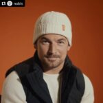 Giacomo Gianniotti Instagram - THINK GLOBALLY. ACT LOCALLY. Why #NOCOLDSHOULDER is important to me and why it matters. As part of our commitment to providing warmth to children, families and individuals in need through the No Cold Shoulder program, we have created a network of like-minded organizations around the world to help you make a difference in your own community. Link in bio to learn about where you can donate gently worn jackets at one of our retail partners in select cities. Or go to Nocoldshoulder.com #nocoldshoulder @nobis @onewarmcoat @newcirclesto