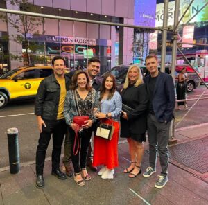Giacomo Gianniotti Instagram - Amazing night with amazing people celebrating my man @ijessewilliams in his new broadway hit #takemeout . Everyone please go and see it, it is beyond good and the entire cast hits it out of the park. #takemeout #broadway #greysfamindahouse
