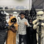 Giancarlo Esposito Instagram - Thank you @walescomiccon for such a wonderful weekend! Loved the #GusFring leg tattoo and head bust, and check out @nathanwyburnart’s natural element painting… MADE OUT OF COFFEE! #WalesComicCon = 10/10 👏🏽