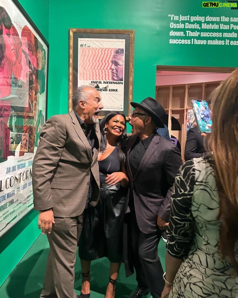 Giancarlo Esposito Instagram - Honoring Spike Lee at the Brooklyn Museum exhibition “Creative Sources“, a masterpiece of our history and what a journey it’s been!! Kudos to #SpikeLee!