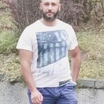 Giorgia Meloni Instagram - Poteva trasformarsi in tragedia la vicenda di una bimba caduta dal 5° piano di un balcone in un edificio a Torino. Ma grazie alla prontezza di Mattia Aguzzi, che l'ha vista precipitare e afferrata al volo, la sua vita è salva. Tanto onore e gratitudine per questo giovane eroe.